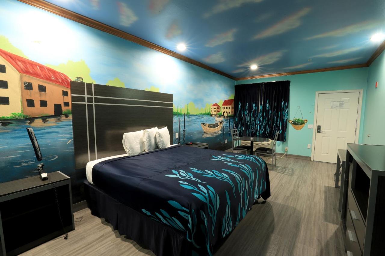 Scottish Inn And Suites Houston-Jones Road エクステリア 写真