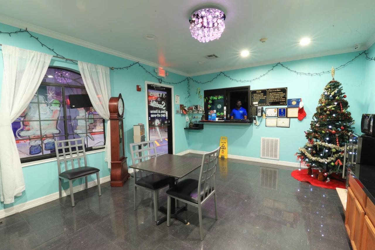 Scottish Inn And Suites Houston-Jones Road エクステリア 写真