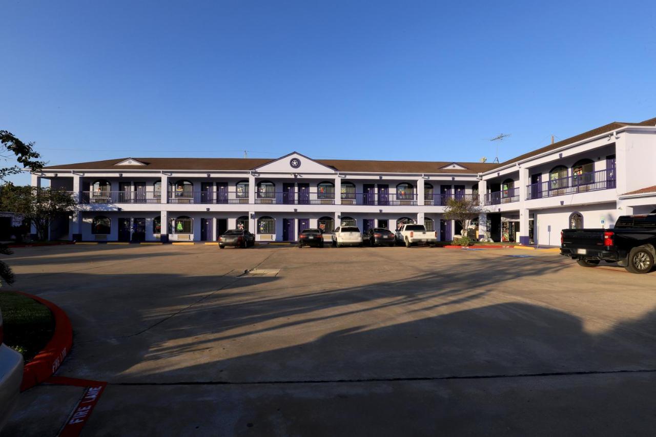 Scottish Inn And Suites Houston-Jones Road エクステリア 写真