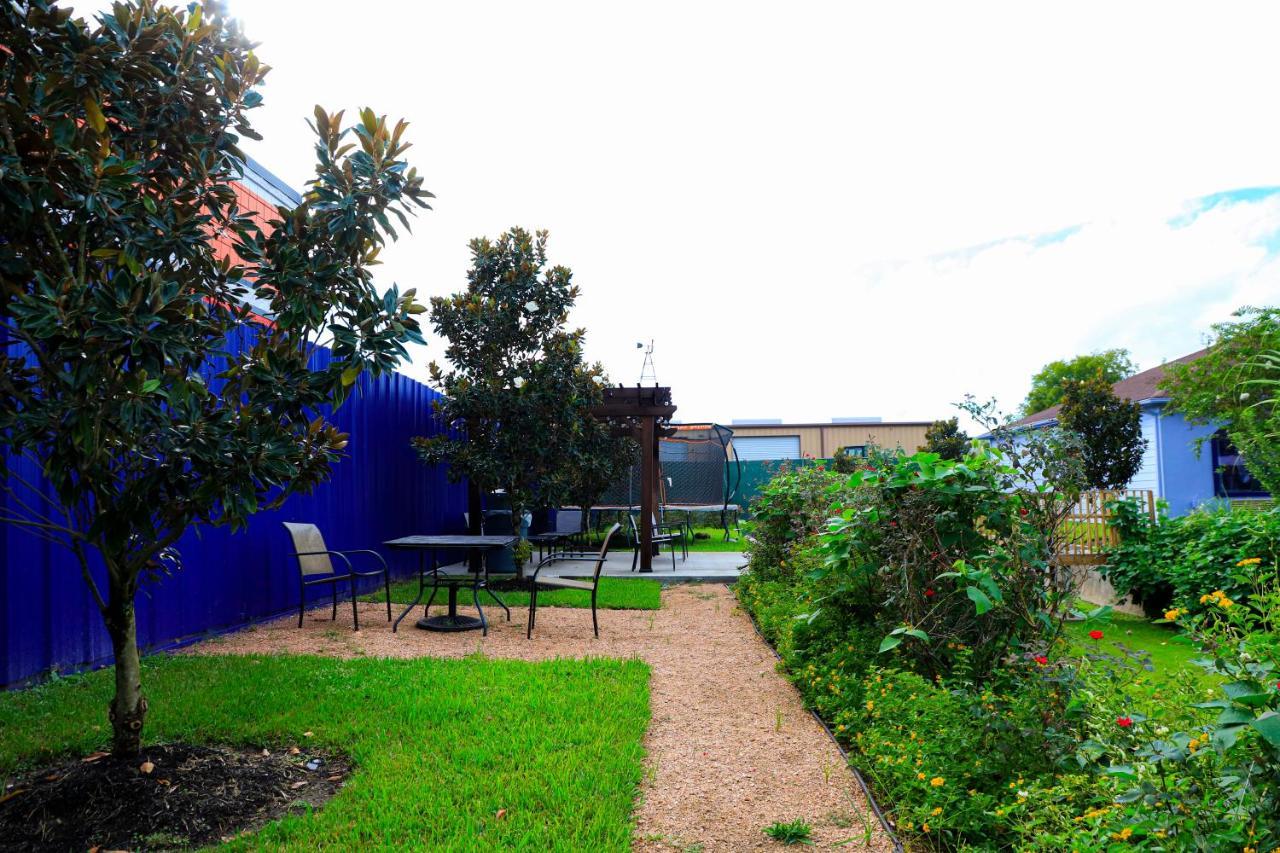Scottish Inn And Suites Houston-Jones Road エクステリア 写真
