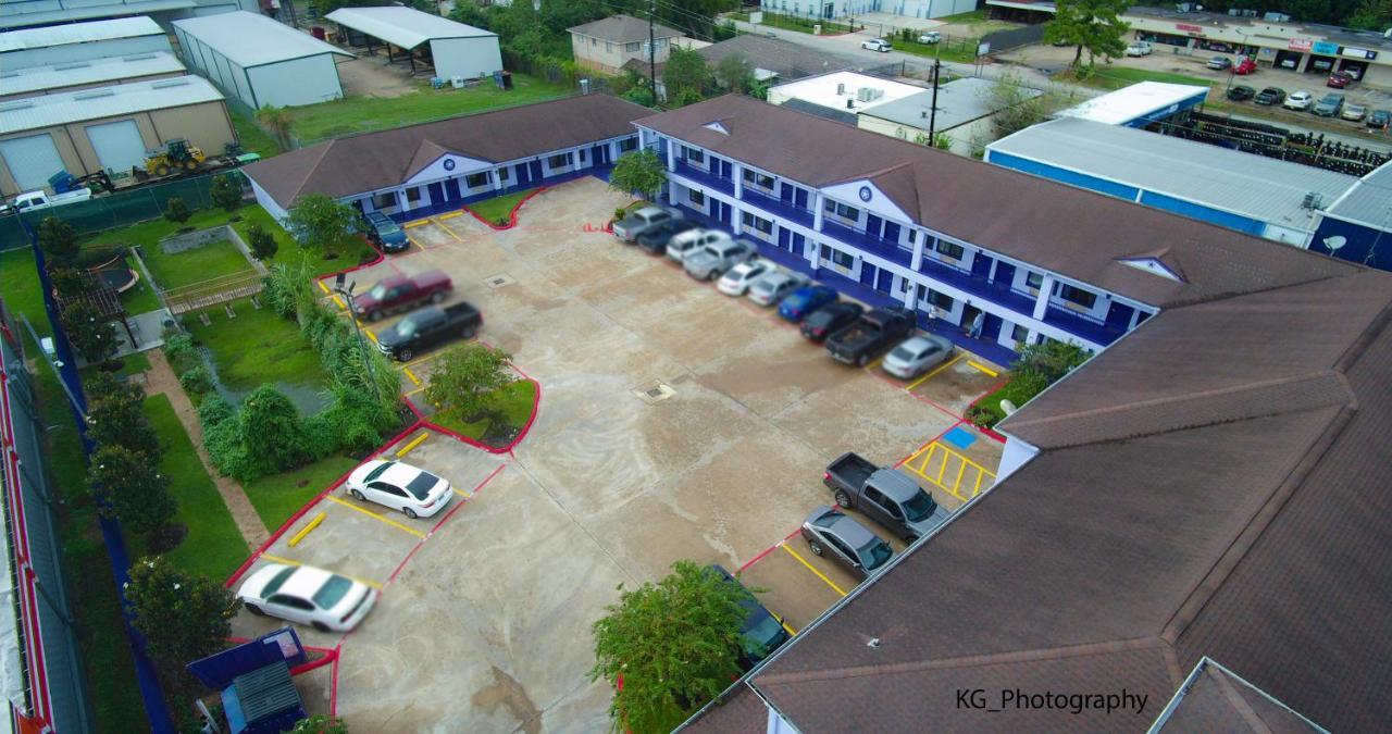 Scottish Inn And Suites Houston-Jones Road エクステリア 写真
